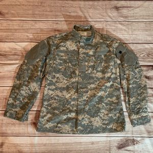 Military Issued Buzz Off Digital Camo Shirt Size Medium Long